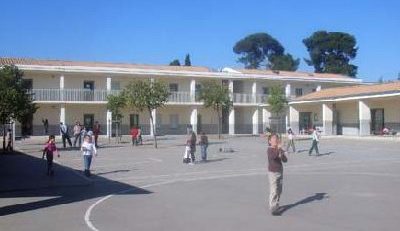 ECOLE FERMEE JUSQU’A NOUVEL ORDRE